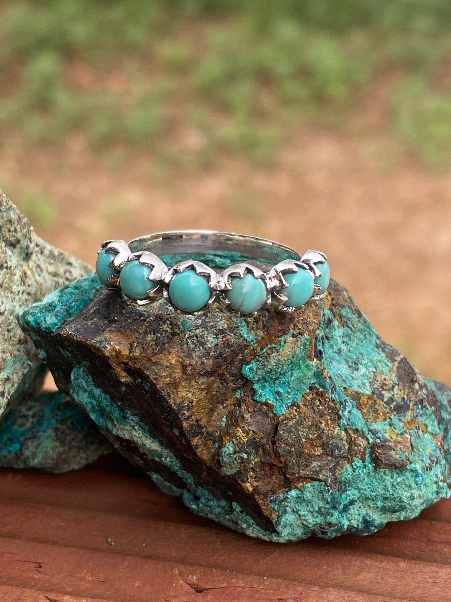 4mm Natural Kingman 6 Stone Sterling Silver Stacker Band: 10